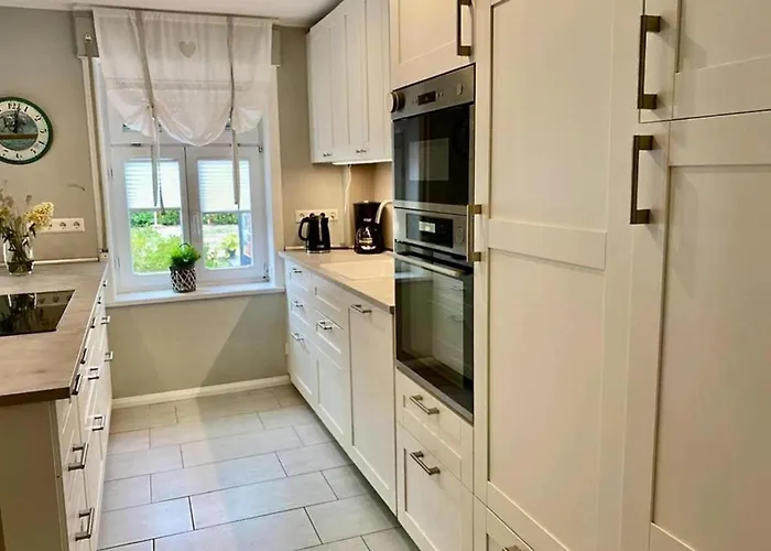 Istzeit Im Gutshof Zum